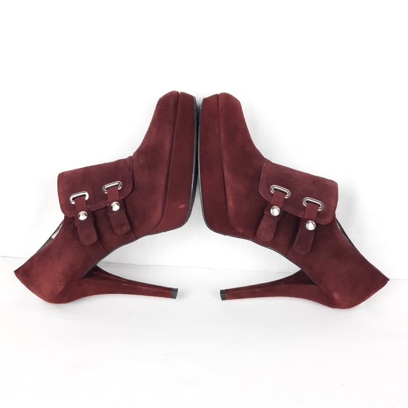 STUART WEITZMAN PLATFORM ANKLE BOOTIES - Picture 10 of 16